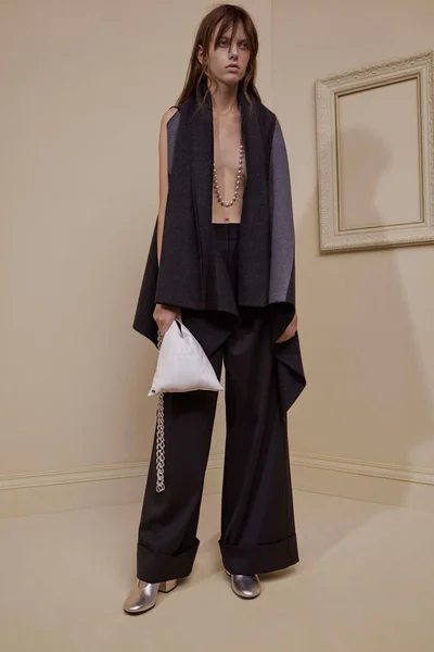 Look 5